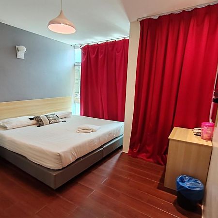 Hotel 18, Ipoh Aeon Mall Екстер'єр фото