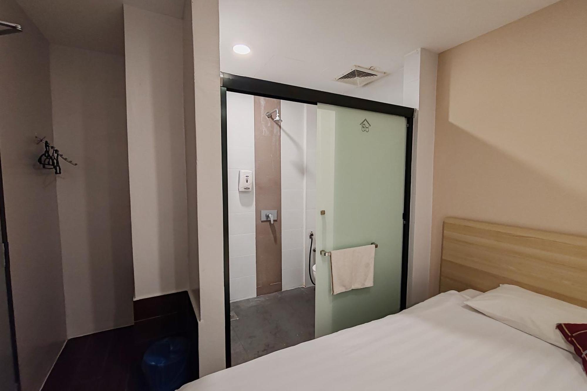 Hotel 18, Ipoh Aeon Mall Екстер'єр фото