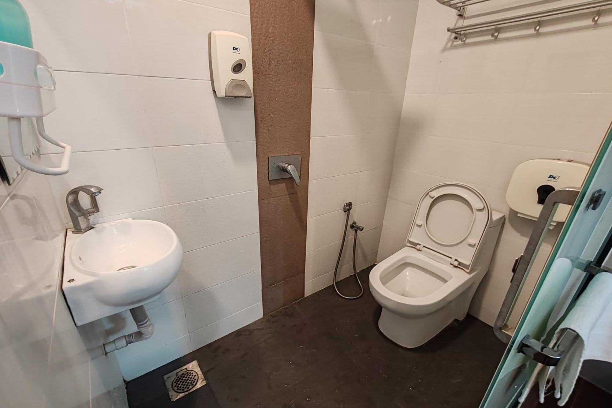Hotel 18, Ipoh Aeon Mall Екстер'єр фото