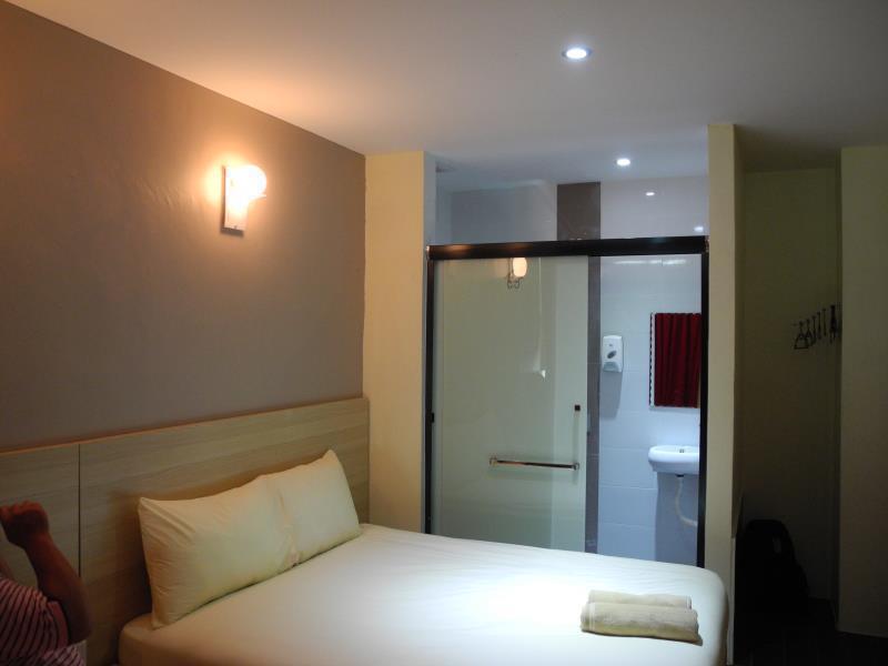 Hotel 18, Ipoh Aeon Mall Екстер'єр фото