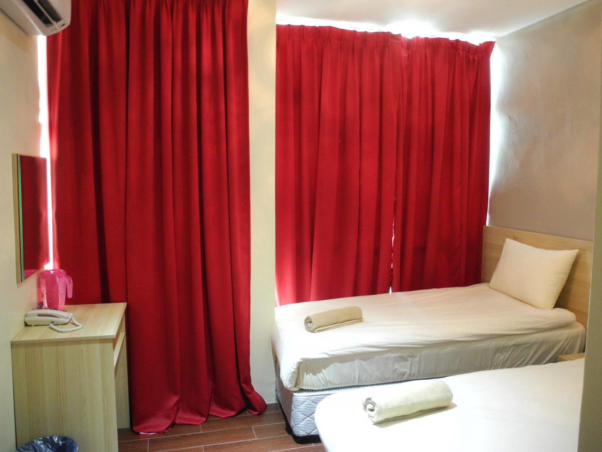 Hotel 18, Ipoh Aeon Mall Екстер'єр фото